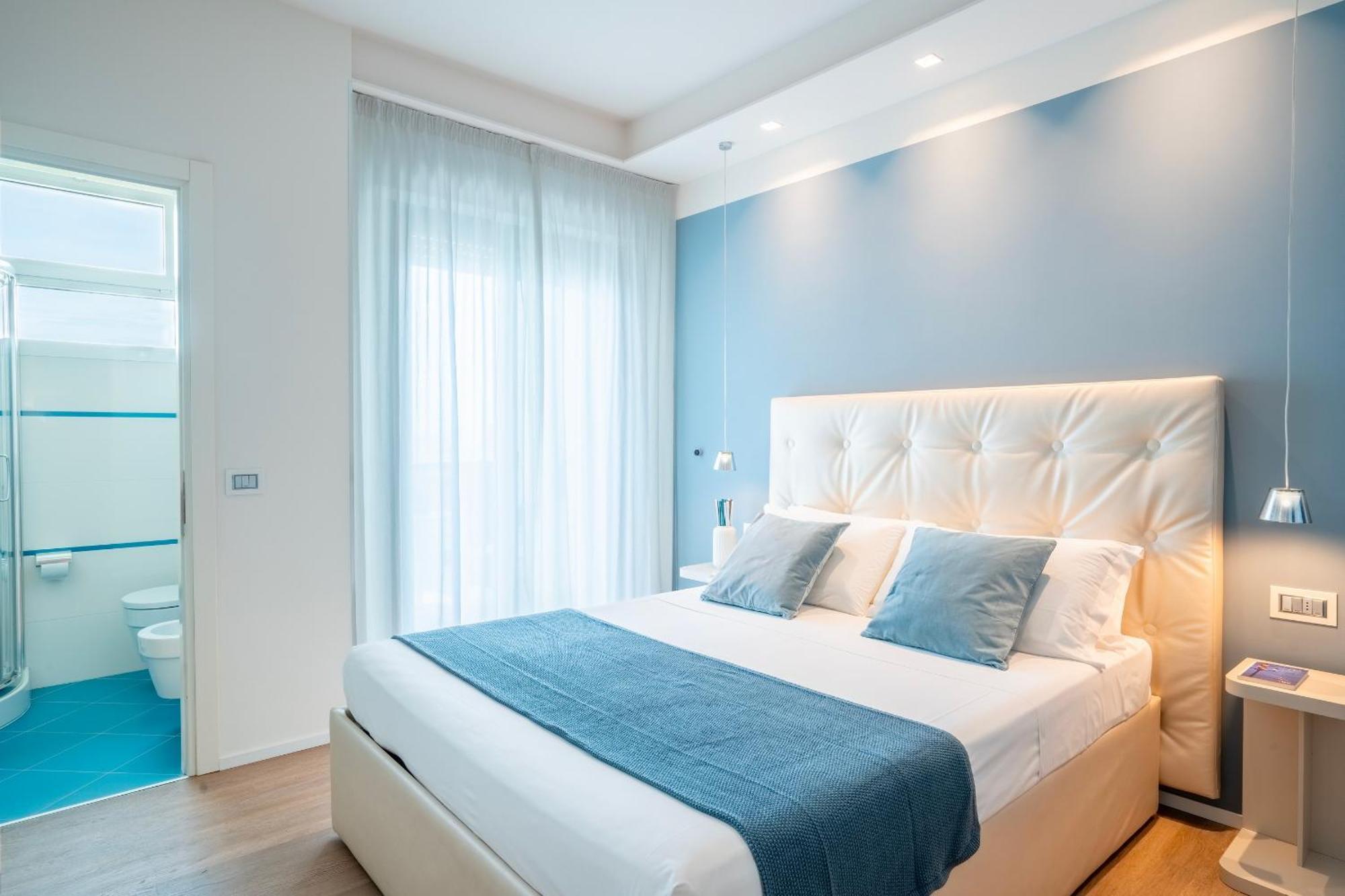 Hotel 2000 Riccione Esterno foto